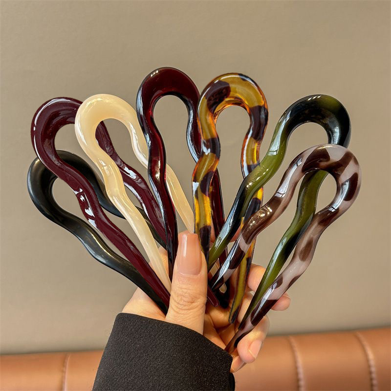 Women Accessories Wholesale - Elegant Acrylic U-shaped Hairpin for Women,