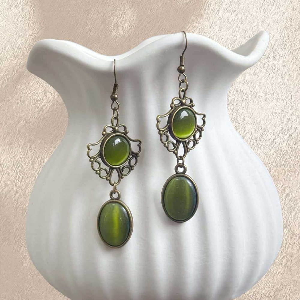 Retro Victorian Era Hollow-out - огляд і ціна Women'S Victorian Era Accessories
