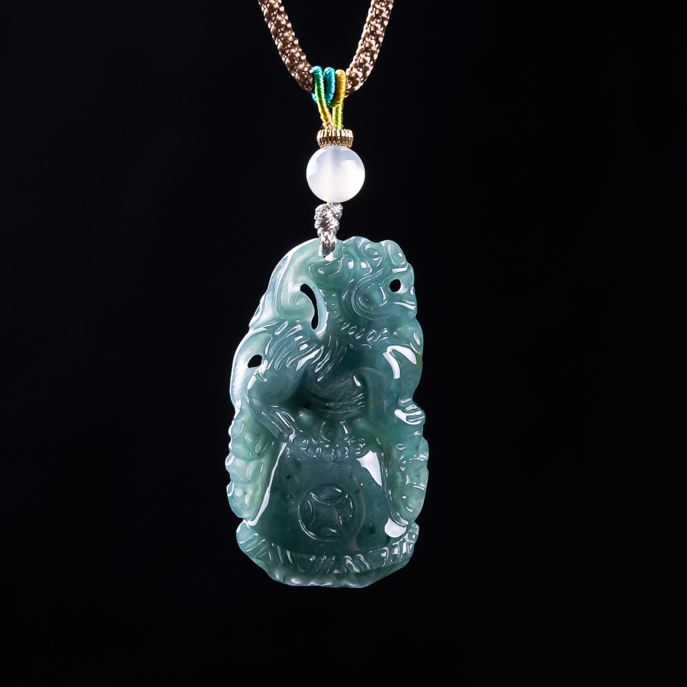 Burmese Jadeite Pixiu Pendant  - огляд і ціна Accessories Woman