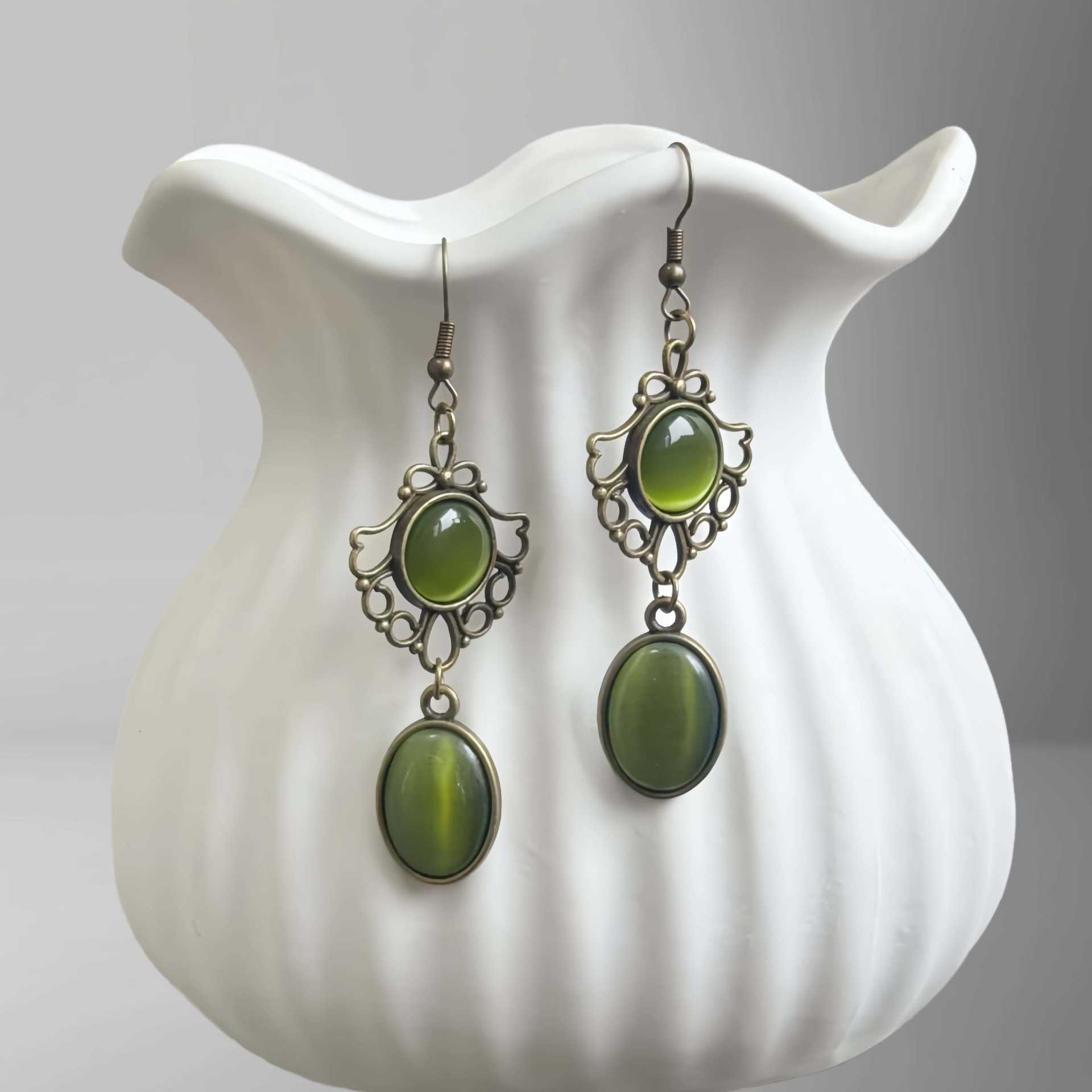 Retro Victorian Era Hollow-out - огляд і ціна Women'S Victorian Era Accessories