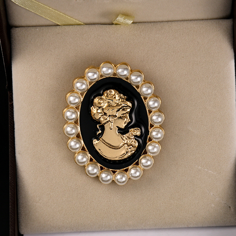 Victorian Style Pearls Cameo B - огляд і ціна Women'S Victorian Era Accessories